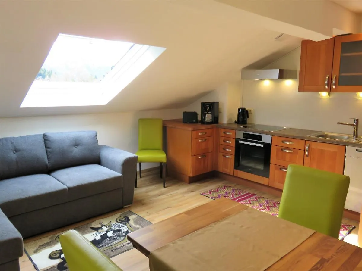 Ferienhaus Weiss, Sandra Weiss Füssen 0*,
