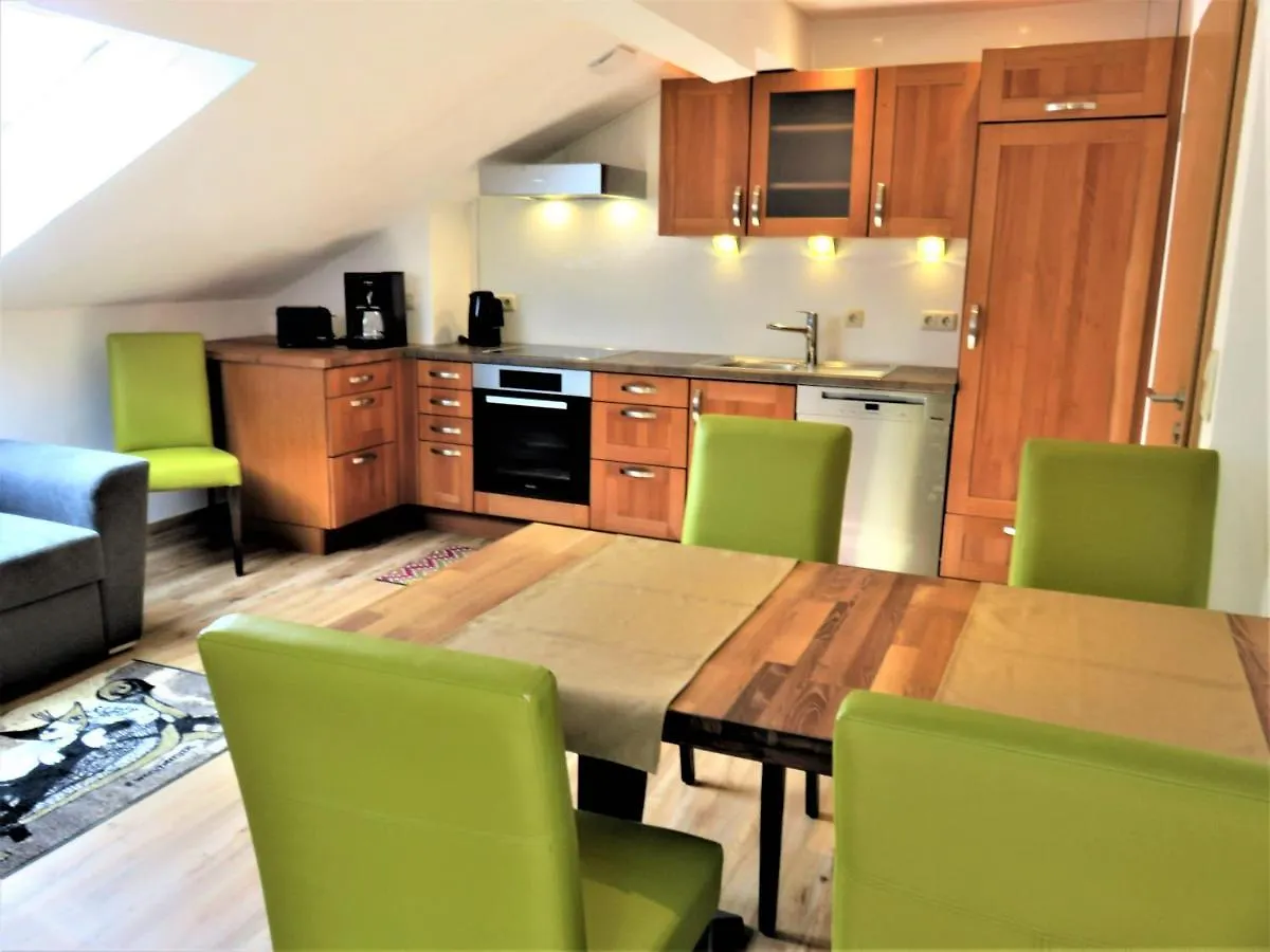 Apartment Ferienhaus Weiß, Sandra Weiß Füssen