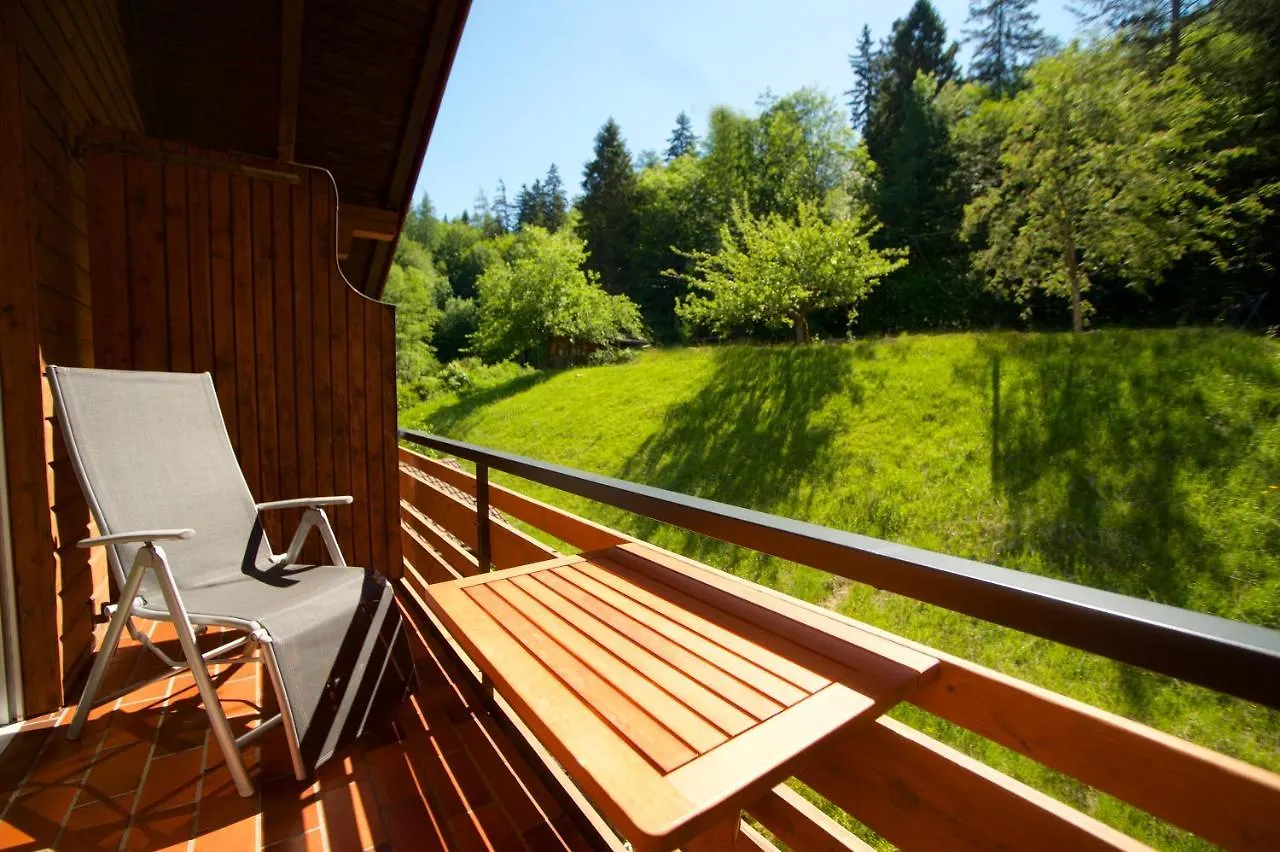 Ferienhaus Weiss, Sandra Weiss 福森 公寓